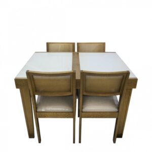 Mesa Estelita Imbuia com Vidro Extensível 1,10m Fechada e 1,60m Aberta